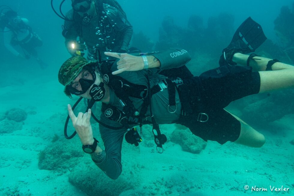 Combat wounded SCUBA divers underwater